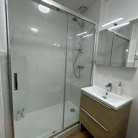 Apartment L'olive- Centre Ardres- Fibre- 2 Lits Ardres